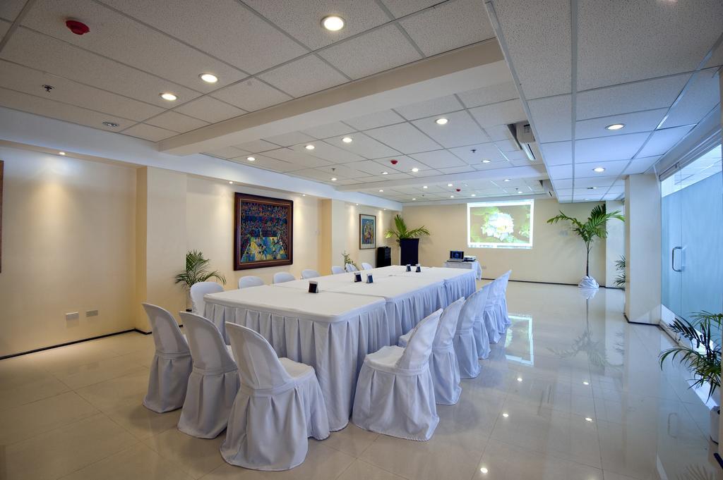M Citi Suites Cebu Zewnętrze zdjęcie